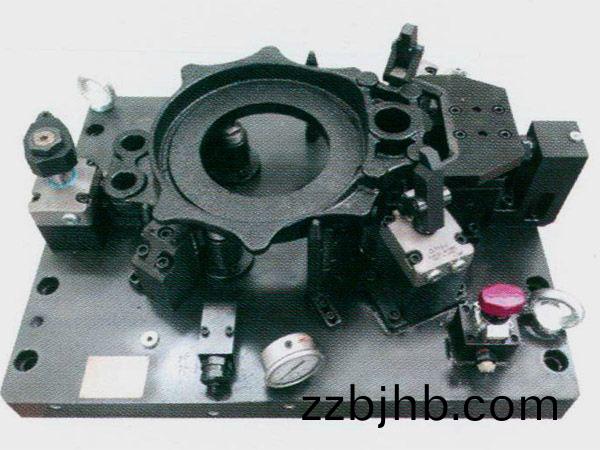 製動器底(di)闆(ban)液(ye)壓(ya)裌(jia)具(ju)